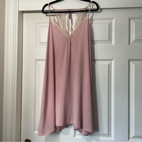 🏷️ 5 for $25 - JCL Midi Slip - Picture 1 of 8